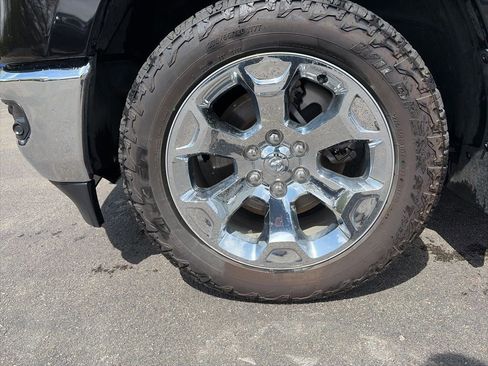 Used 2023 RAM 1500 Big Horn AWD/4WD image 18