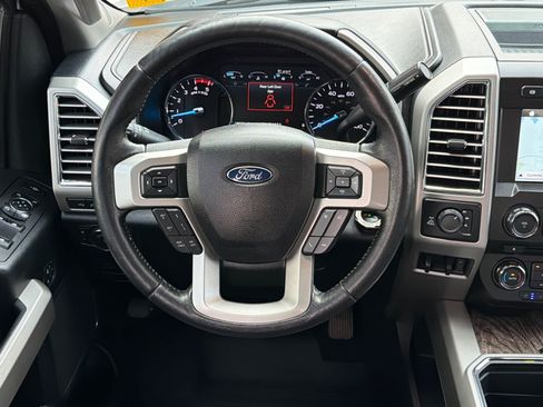 Used 2017 Ford F350 Lariat w/ Lariat Ultimate Package AWD/4WD image 11