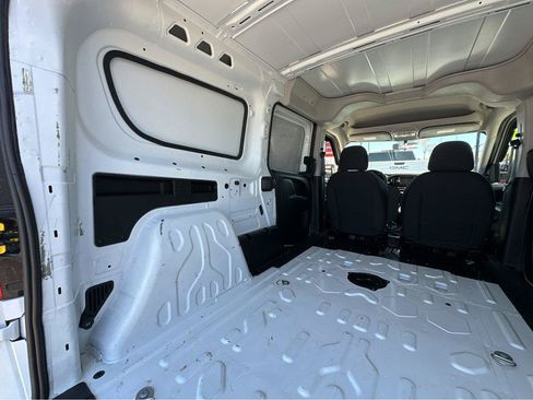 Used 2022 RAM ProMaster City Tradesman FWD image 34