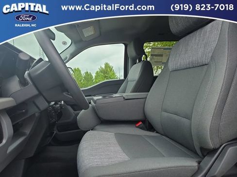 New 2026 Ford F250 XLT w/ FX4 Off-Road Package AWD/4WD image 15