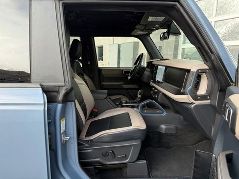 Used 2023 Ford Bronco Wildtrak image 20