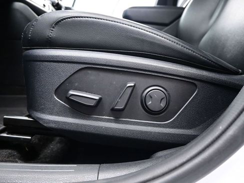 Used 2023 Kia Sportage EX image 11