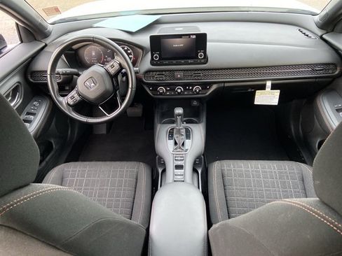Used 2025 Honda HR-V Sport image 49