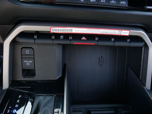 Certified 2026 Toyota Tundra SR5 w/ SR5 Convenience Package AWD/4WD image 21