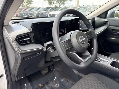 Used 2025 Nissan Kicks S FWD image 23