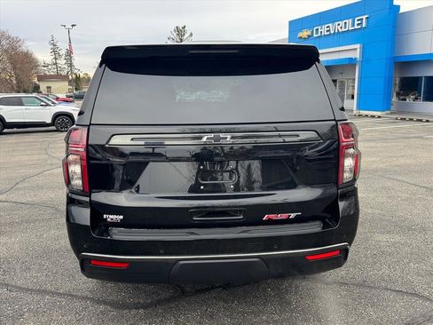 Used 2022 Chevrolet Tahoe RST w/ Luxury Package image 4