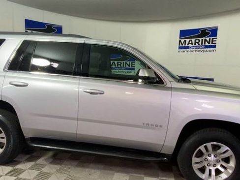 Used 2019 Chevrolet Tahoe LT image 3