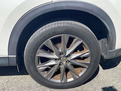 Used 2019 MAZDA CX-5 Grand Touring w/ GT Premium Package FWD image 4