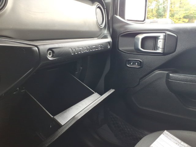 Used 2023 Jeep Wrangler Unlimited Sport AWD/4WD image 26