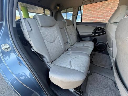Used 2011 Toyota RAV4 4WD w/ Base L4 Extra Value Pkg image 13