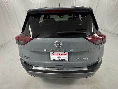Used 2023 Nissan Rogue SL