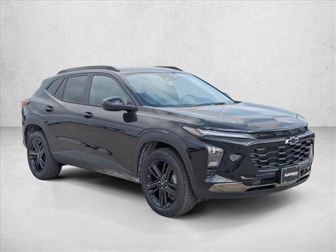 New 2026 Chevrolet Trax ACTIV w/ Sunroof Package image 7