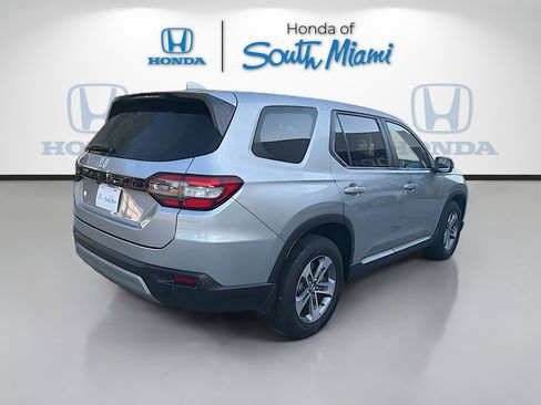 Certified 2025 Honda Pilot EX-L image 7
