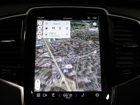 Used 2023 Volvo XC90 B5 Plus image 50