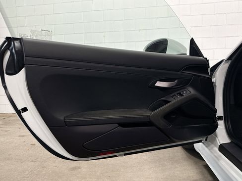 Certified 2021 Porsche 718 Cayman GT4 RWD image 20