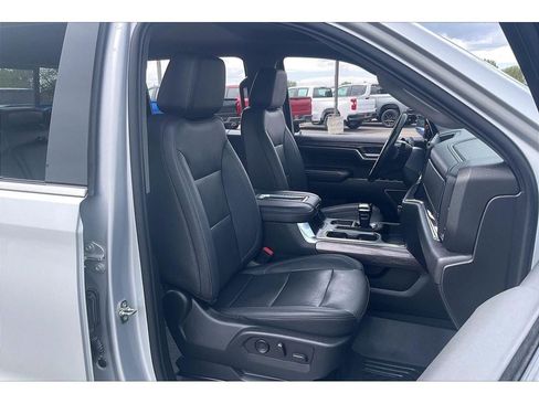 Used 2022 Chevrolet Silverado 1500 LTZ w/ Technology Package AWD/4WD image 8