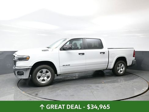 Used 2025 RAM 1500 Big Horn AWD/4WD image 11