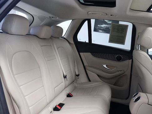 Used 2019 Mercedes-Benz GLC 300 image 15
