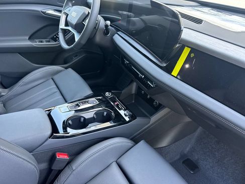 New 2027 Audi Q6 e-tron Premium Plus AWD/4WD image 15