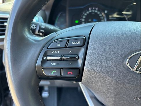 Used 2017 Hyundai Ioniq Limited FWD image 19