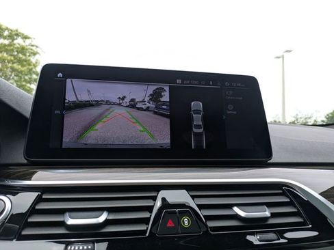 Used 2021 BMW 530e RWD image 20