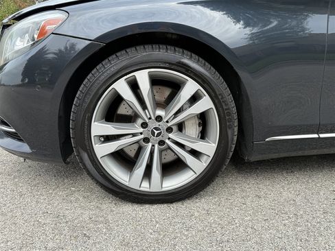 Used 2015 Mercedes-Benz S 550 4MATIC Sedan w/ Premium 1 Package image 26