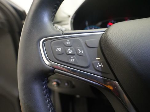 Used 2020 Chevrolet Equinox Premier w/ LPO, Floor Liner Package FWD image 18