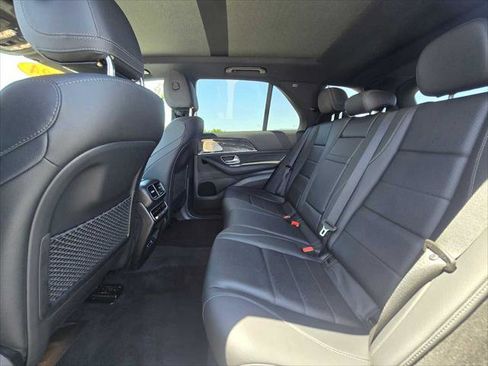 Used 2024 Mercedes-Benz GLE 350 4MATIC image 21