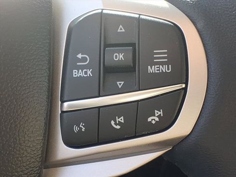 Used 2023 Ford Explorer XLT w/ Equipment Group 202A image 20