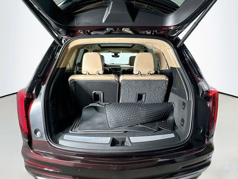 Used 2020 Cadillac XT6 Premium Luxury w/ Platinum Package image 29