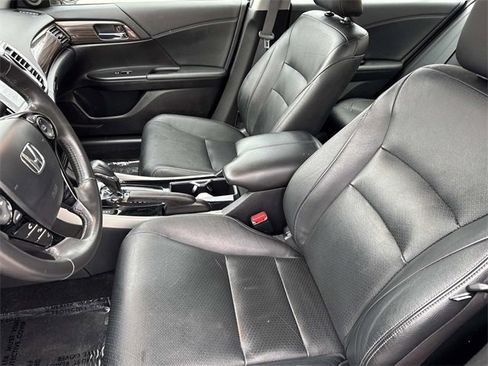 Used 2017 Honda Accord EX-L image 20