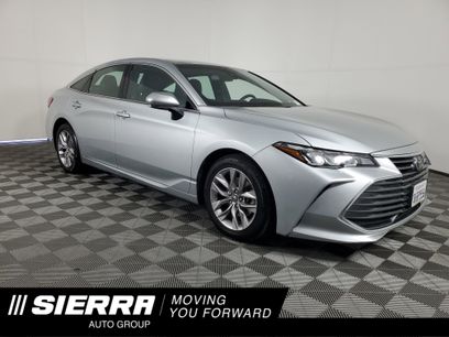 Used 2019 Toyota Avalon XLE
