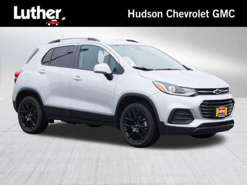 Used 2022 Chevrolet Trax LT w/ Sport Edition image 1