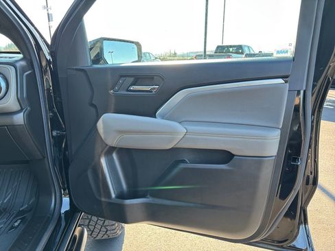 Used 2024 Chevrolet Colorado ZR2 w/ ZR2 Bison Edition AWD/4WD image 26