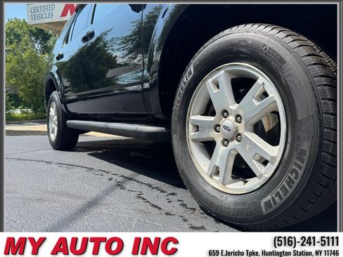 Used 2010 Ford Explorer XLT AWD/4WD image 9