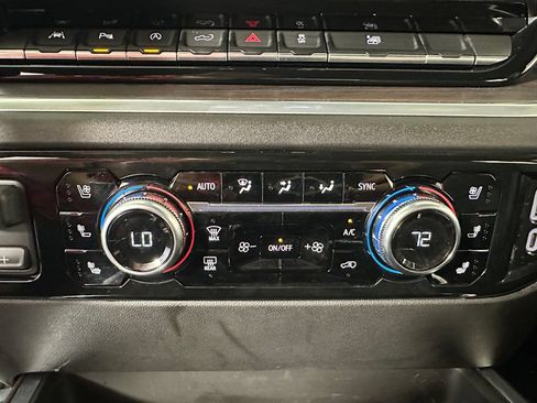 Used 2026 GMC Sierra 1500 SLT w/ SLT Convenience Package AWD/4WD image 38
