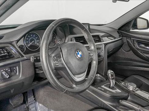 Used 2015 BMW 328i Sedan w/ Premium Package image 24