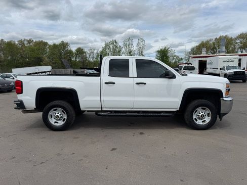 Used 2015 Chevrolet Silverado 2500 W/T RWD image 6