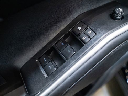 Certified 2025 Toyota Highlander LE AWD/4WD image 20