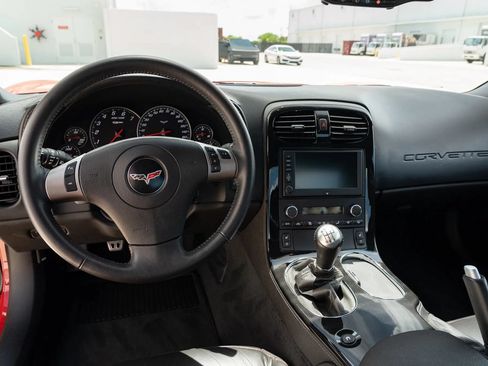 Used 2009 Chevrolet Corvette Z06 w/ Preferred Equipment Group RWD image 61
