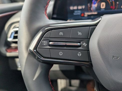 New 2026 Chevrolet Traverse RS image 22