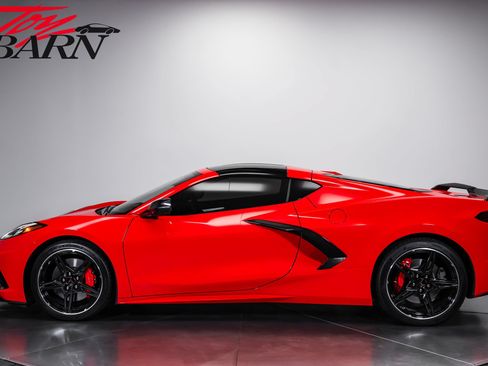 Used 2020 Chevrolet Corvette Stingray Preferred Cpe w/ 2LT Preferred Equipment Group RWD image 10