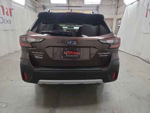 Used 2022 Subaru Outback Touring image 5