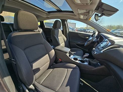 Used 2024 Chevrolet Malibu LT image 17