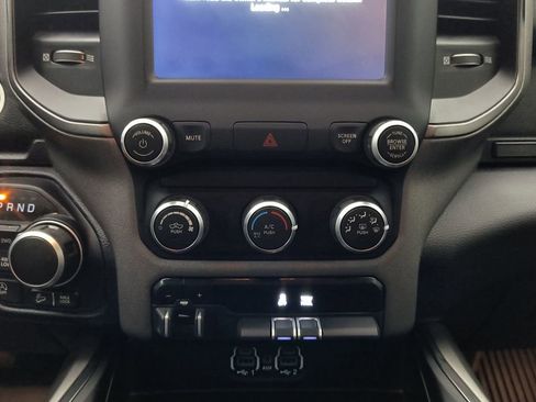Used 2020 RAM 1500 Big Horn w/ Built-to-serve Edition image 23