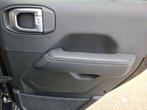 Certified 2021 Jeep Wrangler Unlimited Sahara image 14