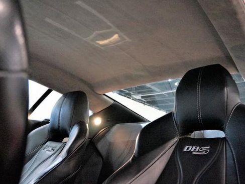 Used 2012 Aston Martin DBS Coupe RWD image 21
