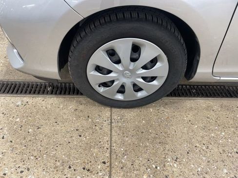 Used 2012 Toyota Prius C Two image 31