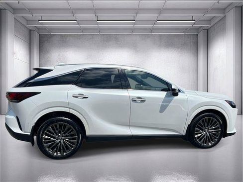 Certified 2024 Lexus RX 350 AWD w/ Convenience Package image 2