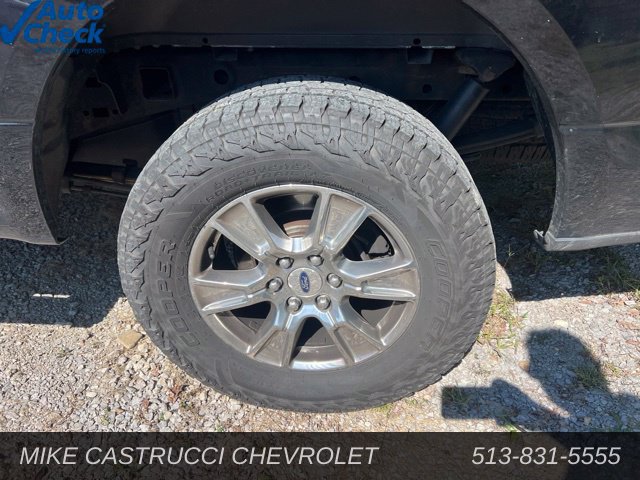 Used 2016 Ford F150 XLT w/ Equipment Group 302A Luxury AWD/4WD image 5